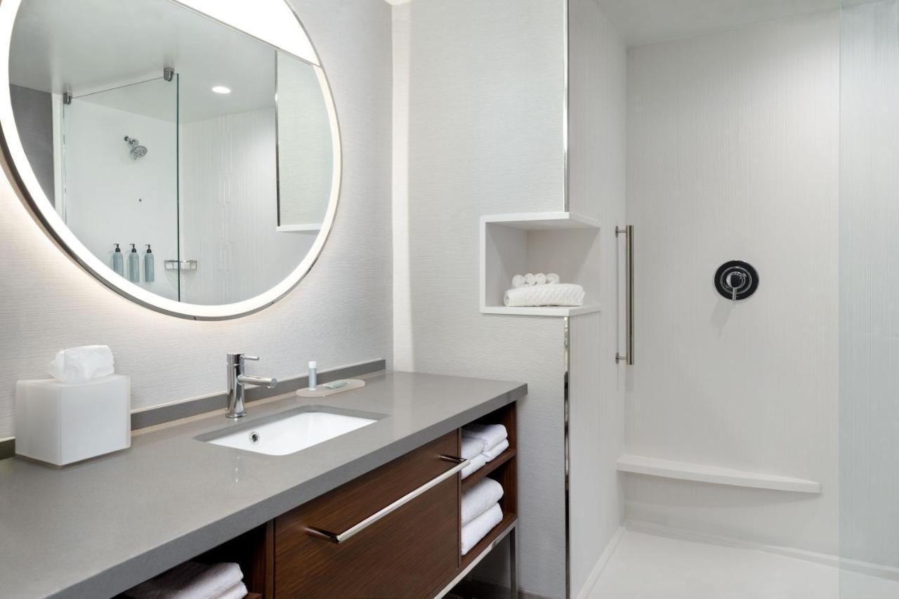 Courtyard By Marriott Richmond Scott'S Addition Eksteriør bilde
