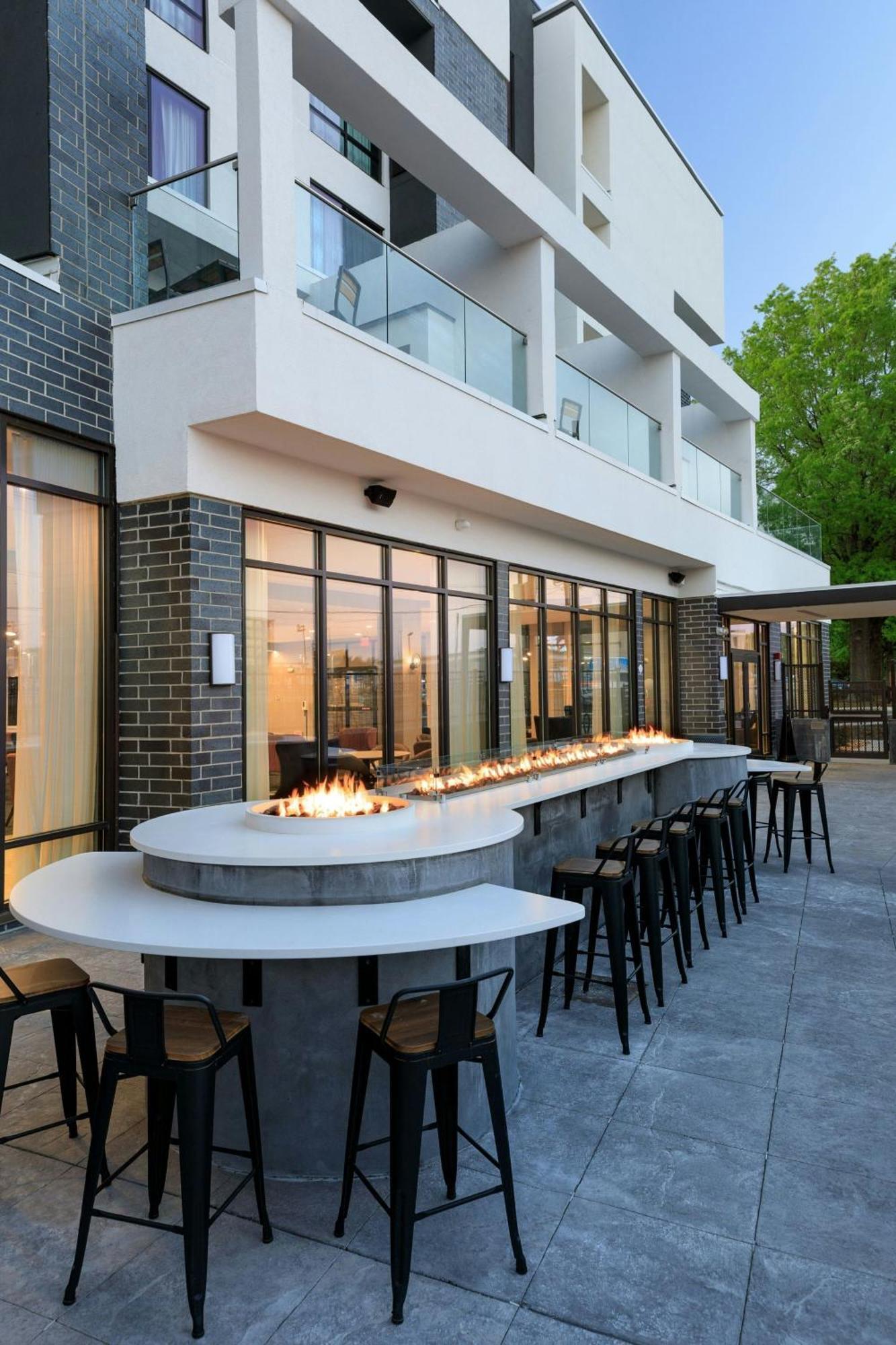 Courtyard By Marriott Richmond Scott'S Addition Eksteriør bilde
